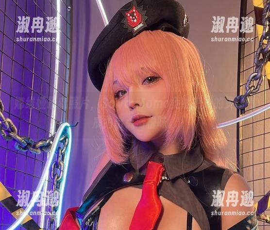 娜维娅最新照片，Sayo Momo竟然把她的灵动气质拍出点滑稽味。
